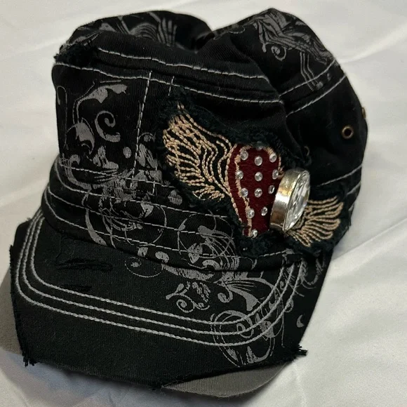 Cowgirl Jewels Distressed Trucker Hat With Swarovski Crystal Ladies NWOT